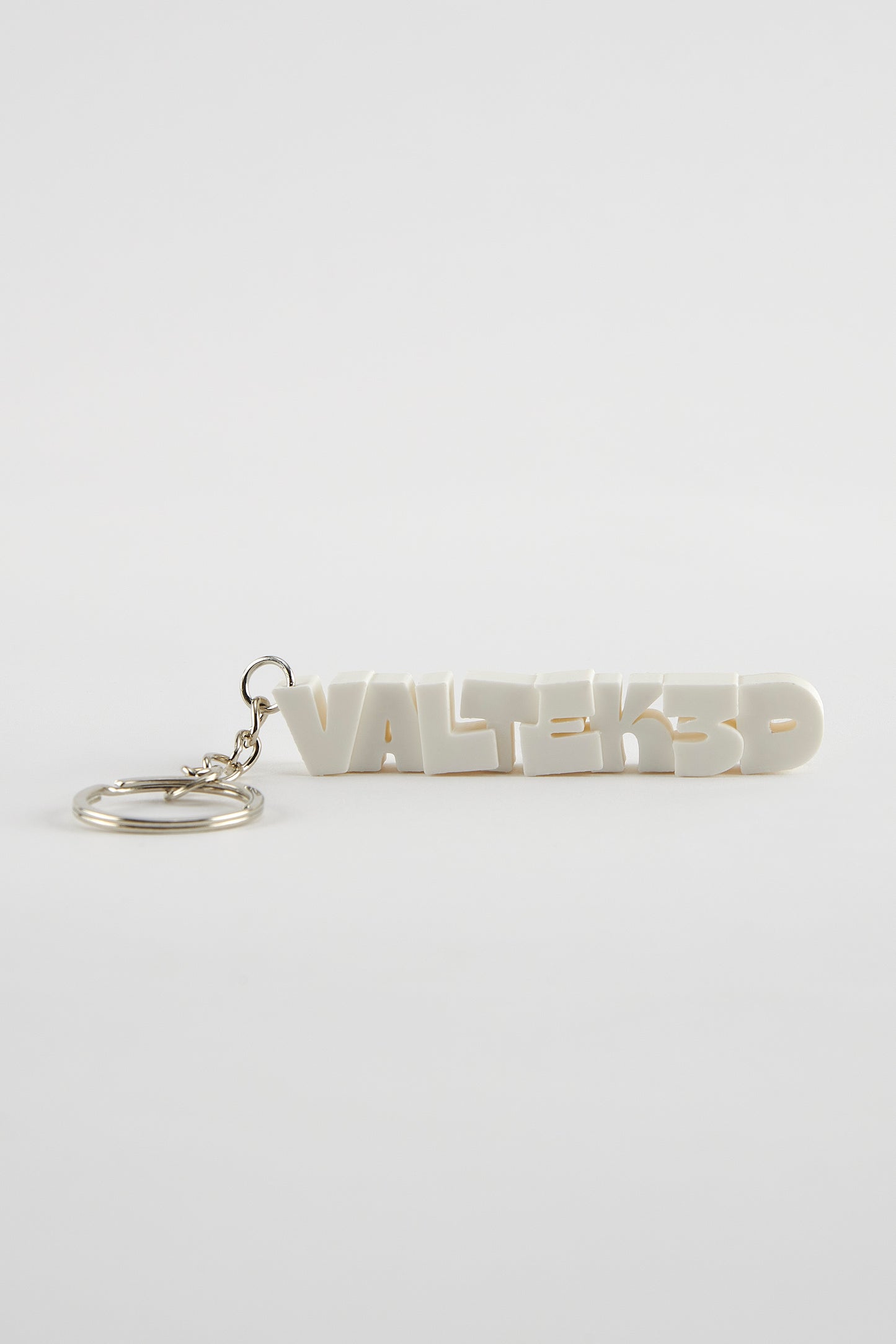 Personalized keychain with name, letter or logo